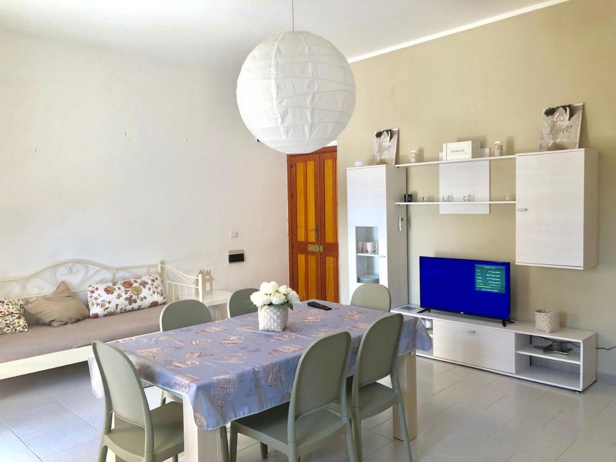 Apartament Victoria 150Mt From Beach Кастельсардо Екстер'єр фото